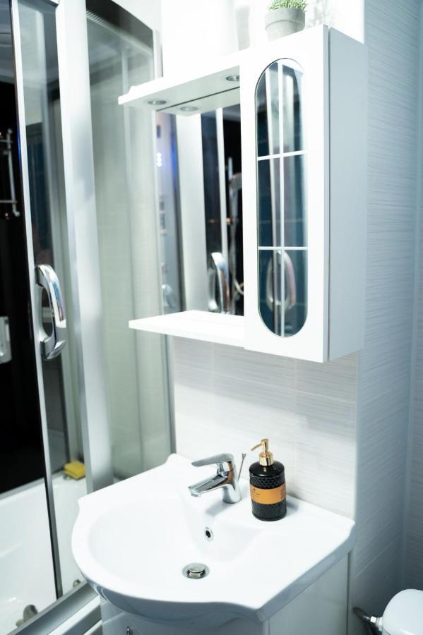 구라후모룰루이 Apartament Luxury 아파트 외부 사진